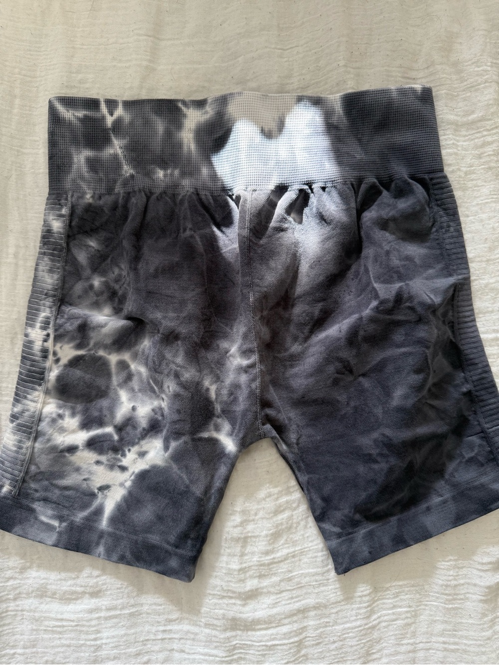 Nikibiki Charcoal & White Tie-Dye High-Waist Bike Shorts
